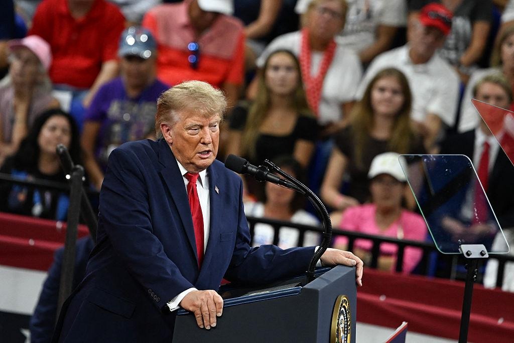 Presiden AS Donald Trump berbicara dalam kampanye di Alico Arena, Florida Gulf Coast University, Fort Myers, Florida. Foto : Ist
