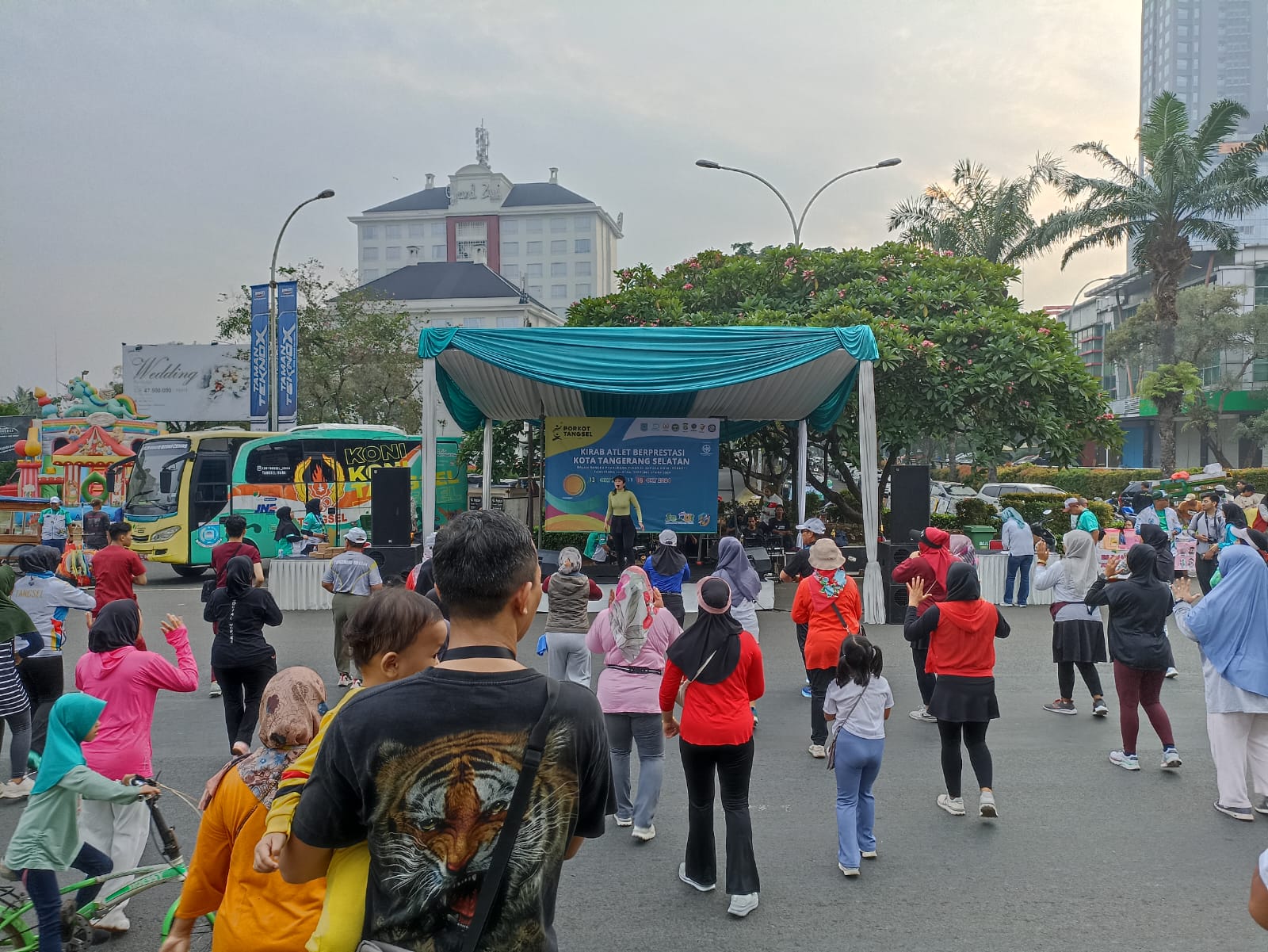 Pembukaan Pekan Olahraga Kota (Porkot) Tangsel 2024 di area CFD BSD, Minggu (13/10/2024).