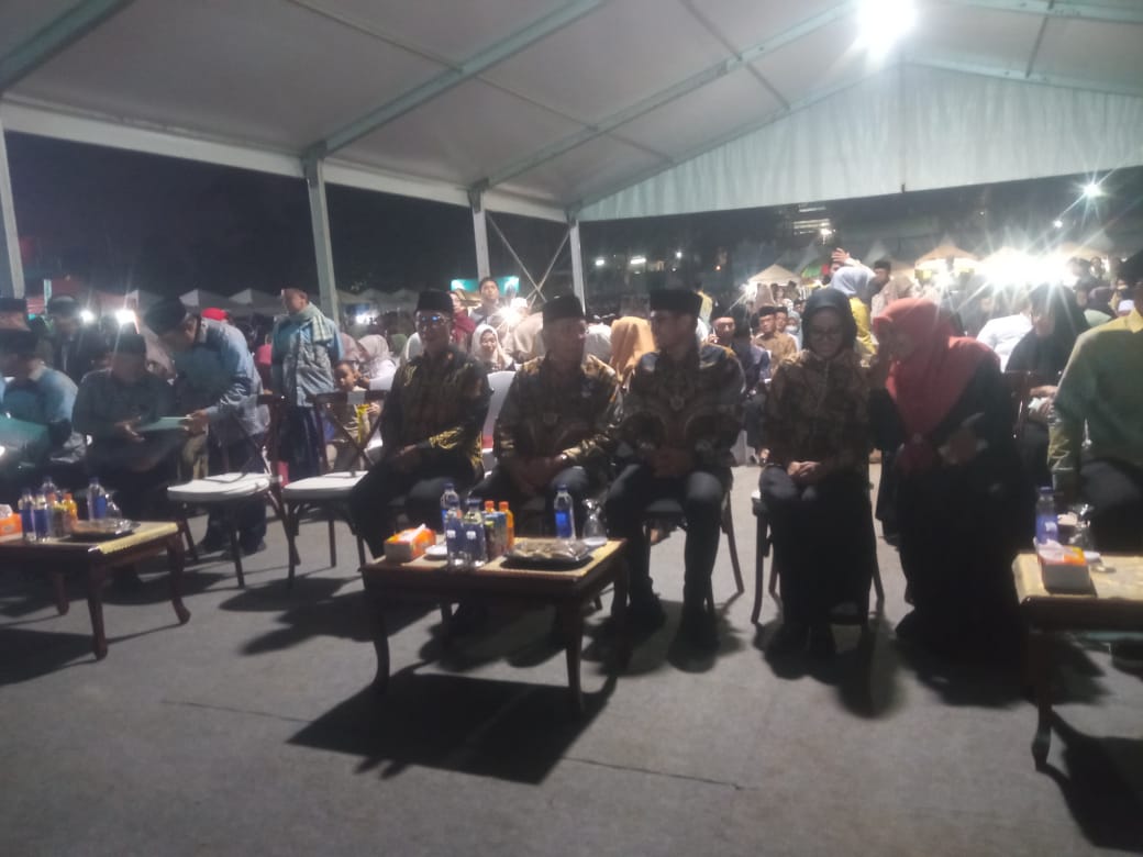 Penutupan Musabaqoh Tilawatil Qur’an (MTQ) ke-15 Kota Tangerang Selatan di Lapangan Kecamatan Ciputat, Rabu (28/2/2024). (tangselços.id/ay)