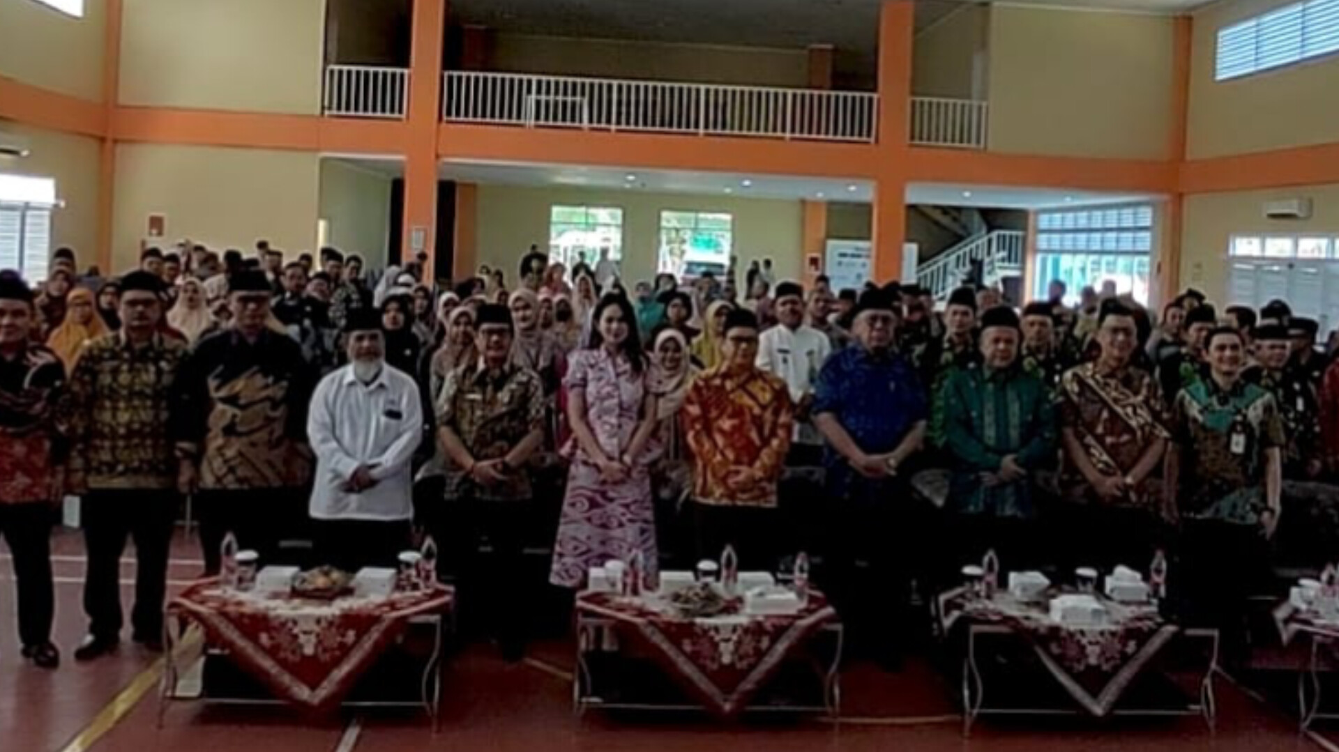 Penandatanganan Naskah Perjanjian Hibah Daerah (PNPHD) dan Berita Acara Serah Terima (BAST) Barang Milik Daerah kepada Kementerian Agama Kota Tangsel. (tangselpos.id/irm)