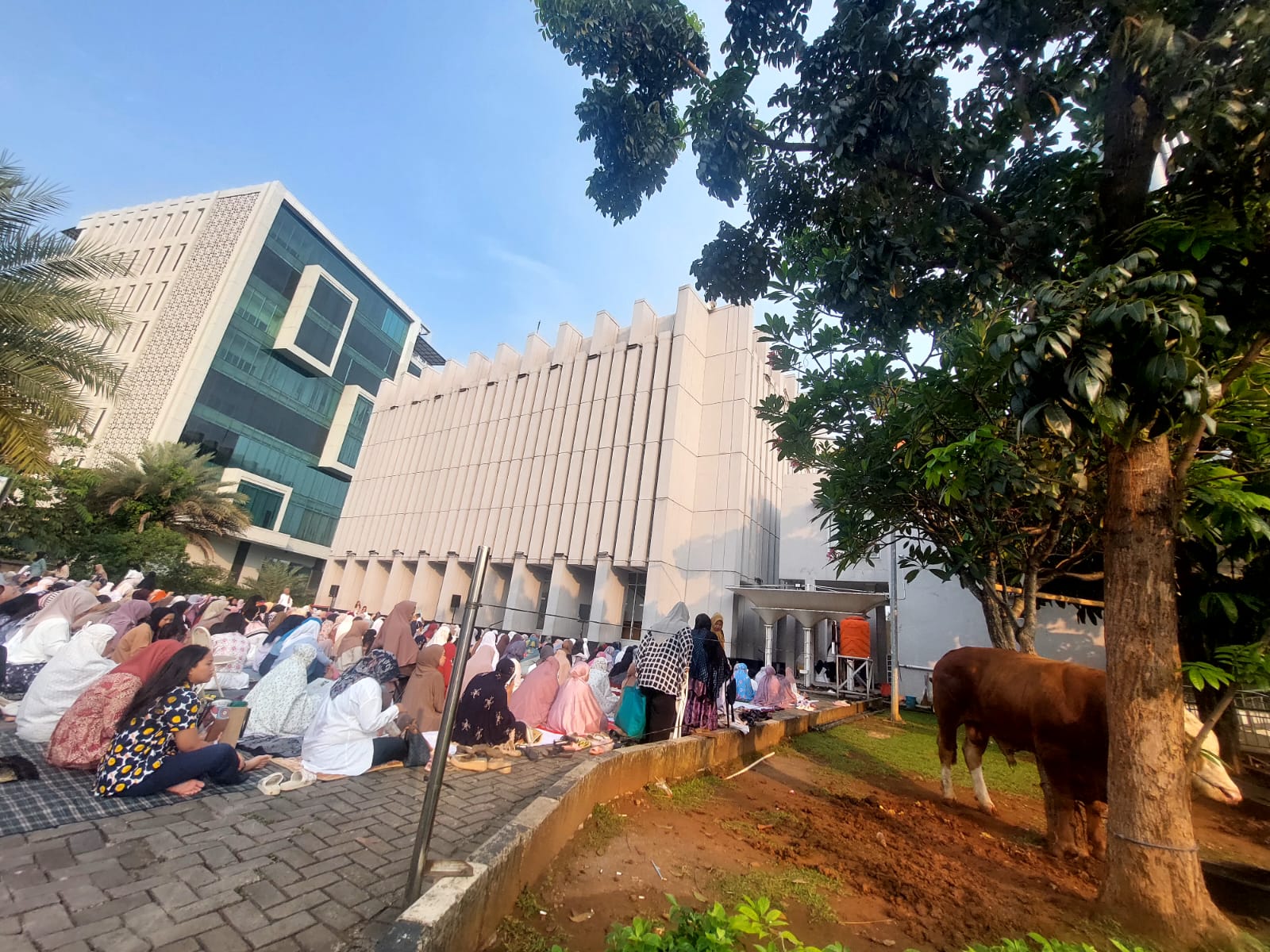 Suasana Salat Idul Adha di Masjid Islamic Center BSD. (rmn)