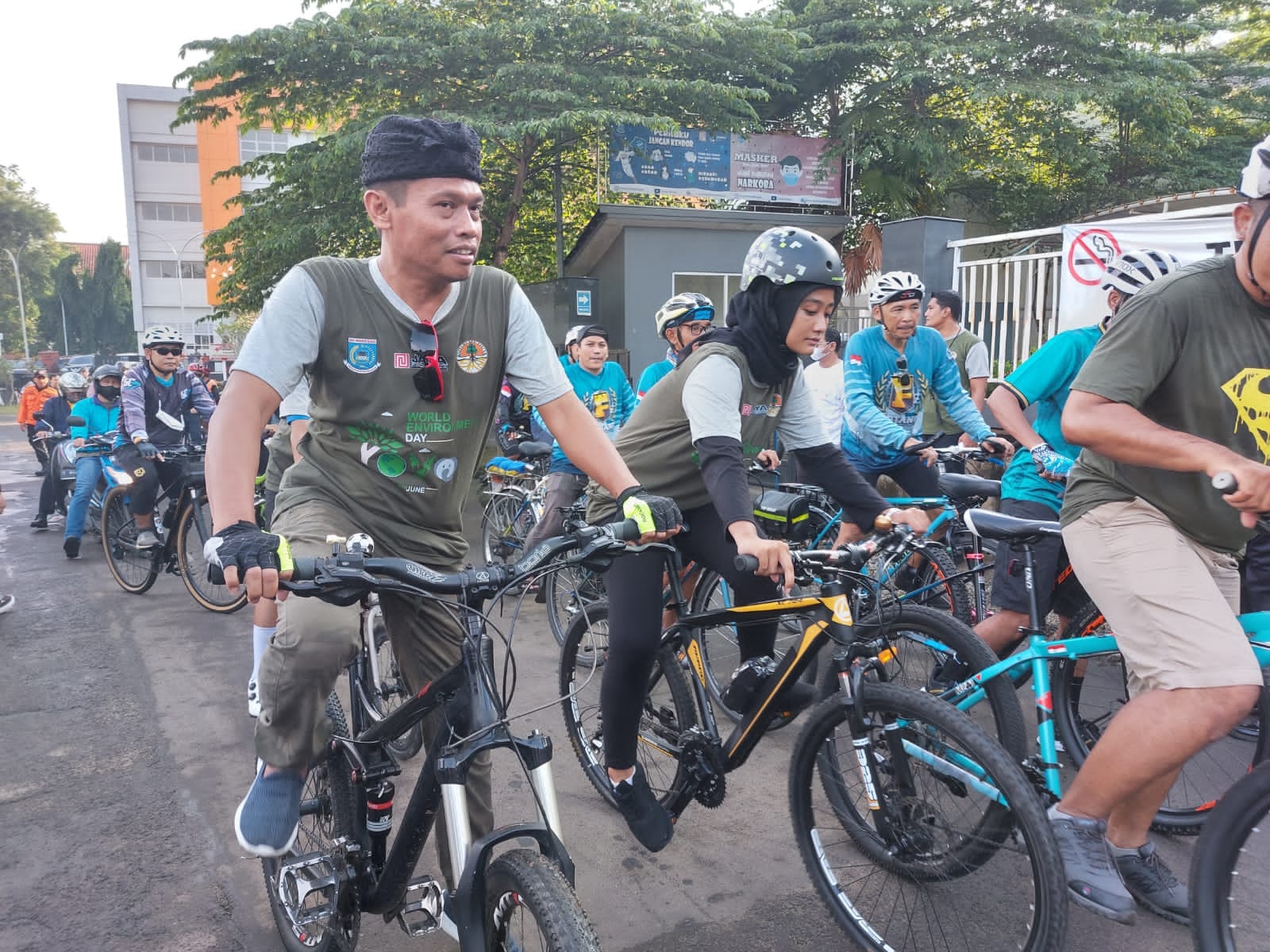 Dinas Lingkungan Hidup Kota Tangsel dalam peringatan Serukan Hari Lingkungan Hidup Sedunia. (tangselpos.id/rmn)