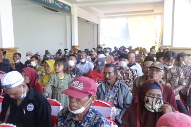 Para Ketua RT dan RW mengikuti pembinaan mental dan spiritual di Kecamatan Munjul, Minggu (5/6/2022).(Istimewa)