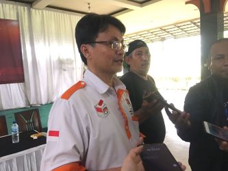Ketua Komisi Pemilihan Umum (KPU) Kota Tangerang Saat Diwawancarai di Bambu Oju, Neglasari, Kota Tangerang. (tangselpos.id/sh)