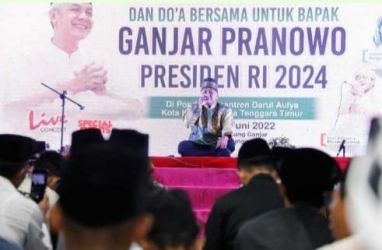 Santri yang tergabung dalam Dukung Ganjar NTT bersalawat doakan untuk Ganjar jadi Presiden 2024. (Ist)