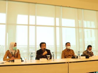 Dinas Pariwisata Kota Tangerang Selatan (Tangsel) mengadakan sosialisasi tentang perizinan berusaha dan standarisasi terhadap puluhan pengusaha gerai spa dan rumah pijat yang beroperasi di wilayahnya, pada Senin (11/7/2022). Foto : Istimewa