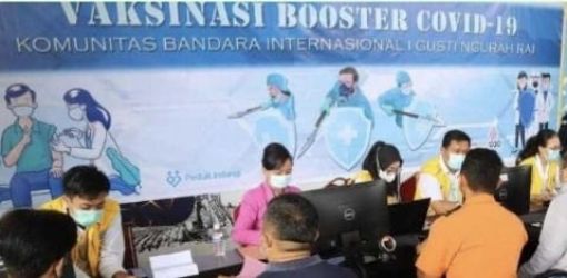 Counter pelayanan vaksinasi booster di Bandara International Bali. Foto ; Istimewa