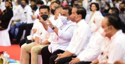 Presiden Jokowi saat membuka Musra di Sport Center Arcamanik, Bandung pada Minggu (28/8). (Foto : Setpres)