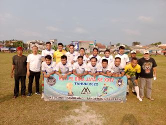 Kesebelasan Persema dari Maruga, Kecamatan Ciputat mengandalkan kekuatan pemain lokal. (Foto: dok.Panitia Bina Jaya Cup 2022)