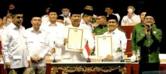 Ketum PKB Muhaimin Iskandar dan Ketum Gerindra Prabowo Subianto meneken kerjasama politik. (Ist)