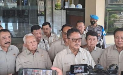 Tujuh mantan Kapolri mendatangi Mabes Polri Trunojoyo untuk bersiluturahmi dengan Kapolri Jenderal Listyo Prabowo. (Ist)