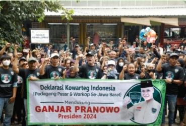 Dukungan dari arus bawah untuk Ganjar Presiden 2024 terus mengalir. Kowarteg Indonesia mengadakan acara pada Minggu (6/11) di Rasar Rawa Lumbu, Bekasi. (Ist)