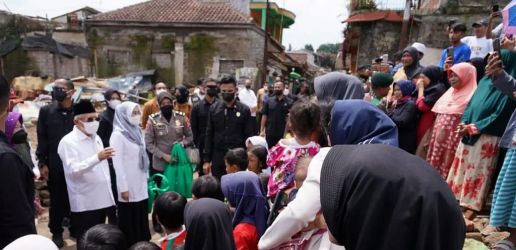 Wapres Ma'ruf Amin berada di Cianjur dalam rangka meninjau pelaksanaan pembangunan Hunian Tetap dengan teknologi RISHA.