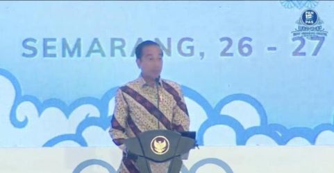 Presiden Jokowi pada pembukaan Rakornas PAN di Kota Semarang, Minggu (26/2). (Foto : Setpres)