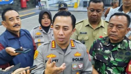 Kapolres Jakarta Selatan Kombes Ade Ary Syam saat memberikan keterangan pers. (Ist)