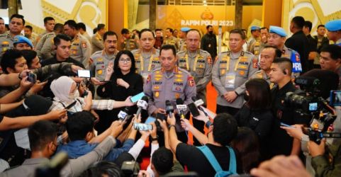 Kapolri Jenderal Listyo Sigit Prabowo saat memberikan keterangan pers seusai menutup Rapat Pimpinan Polri 2023