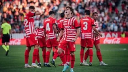 Skuad Girona berhasil menahan imbang Barca pada Liga ke 28, Selasa dini hari wib. (Ist)