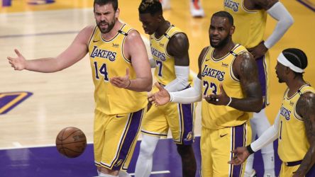 Selebrasi pemain LA Lakers saat timnya menang atas Utah Jazz 128-117. (Ist)