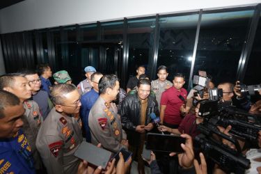 Pj Gubernur Banten Al Muktabar berserta Forkopimda Banten saat meninjau Pelabuhan Merak.  Foto ; Ist