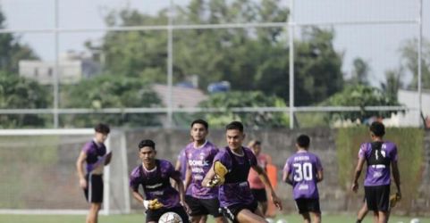 Para pemain Persita saat latihan fisik di Sleman, Yogyakarta. Foto : Ist