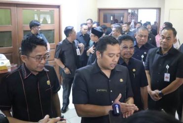 Konferensi pers Walikota Tangerang. Foto : Ist