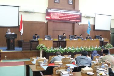 Rapat paripurna penyampaian Nota Pengantar Raperda Pertanggungjawaban APBD TA 2022 di Gedung DPRD Pandeglang, Rabu (21/6/2023).(Istimewa)