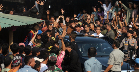 Presiden Jokowi saat meninjau Padar Tohaga, Parung, Bogor. Foto : Setpres