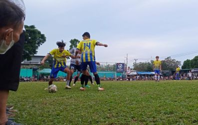 Duel Forkabi Tangsel versus Aseng FC berlangsung menarik.(Ist)