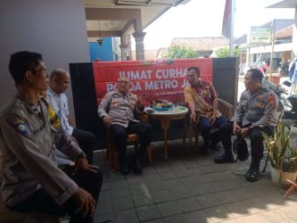 Polres Tangsel kembali menggelar kegiatan surhat warga, dan kali ini kegiatan tersebut digelar di Kelurahan Keranggan.(dra)