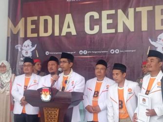 DPD PKS Kota Tangsel mempersiapkan penyaringan para tokoh internal dan eksternal untuk Pilkada Tangsel.(dra)