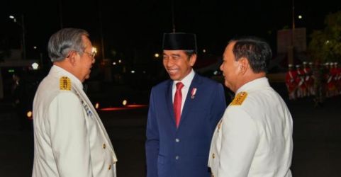 Presiden Jokowi bersama Mantan Presiden SBY dan Menteri Pertahanan Prabowo Subianto. Foto : Ist