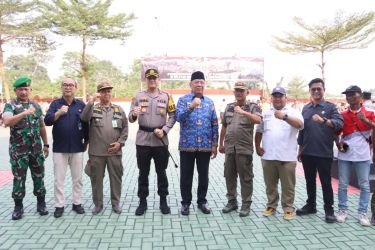 Polres Tangsel menggelar apel pasukan Operasi Mantap Brata 2023-2024. (Dok. Polres Tangsel)