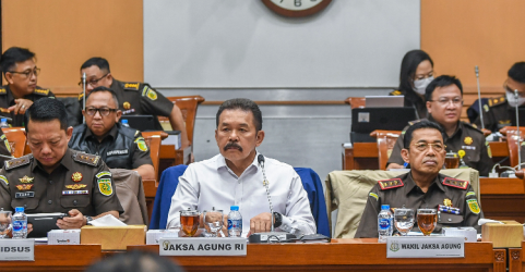 Jaksa Agung ST Burhanuddin saat di Gedung DPR. Foto : Ist