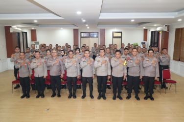Sebanyak 48 peserta didik (serdik) sekolah inspektur polisi (SIP) angkatan ke 53 gelombang 1 akan melaksanakan kegiatan latihan kerja (latja) dan latihan teknis (latnis) di Polsek Polsek jajaran Polres Tangerang Selatan (Tangsel).(dra)