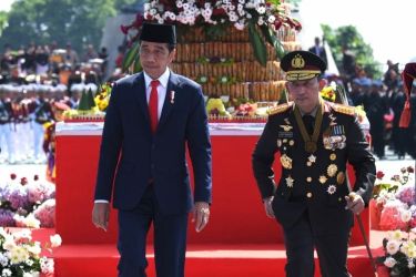 Presiden Jokowi bersama Kapolri Jenderal Listyo Sigit Pramono pada HUT POLRI ke 77.Foto : Ist