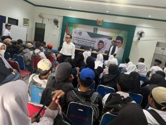 Dalam upaya memperkuat pemahaman tentang nilai-nilai kebangsaan, Anggota MPR RI dari Fraksi PKB, Moh. Rano Alfath, menggelar acara sosialisasi Empat Pilar Kebangsaan di Lubana Sengkol, Kecamatan Setu, Kota Tangerang Selatan pada Rabu (7/8).(dra)