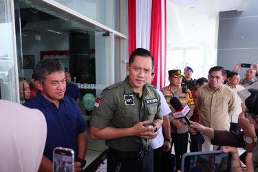 Agus Harimurti Yudhoyono (AHY), sudah tiba di Kalimantan Timur untuk mengikuti Sidang Kabinet Paripurna bersama Presiden di Ibu Kota Nusantara (IKN), Senin (12/8/2024). (Dok. Kemenentrian ATR/BPN)