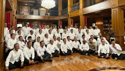 Calon Menteri Kabinet Prabowo-Gibran saat berada di Hambalang. Foto : Ist