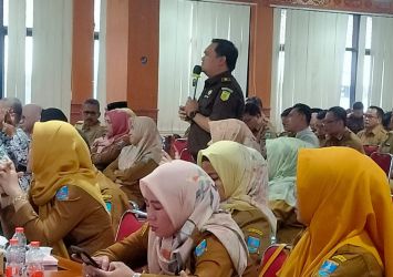 Pemerintah Kabupaten Serang menggelar sosialisasi anti korupsi dan pencegahan pungli yang digelar Inspektorat Kabupaten Serang, di Aula Tb. Suwandi pada Senin (11/11).