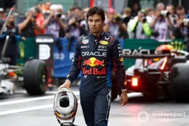 Pembalap Red Bull Racing Sergio Perez. Foto : Ist