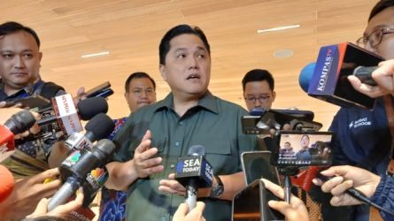 Menteri BUMN Erick Thohir saat konferensi pers di Bandara Soekarno Hatta. Foto : Ist