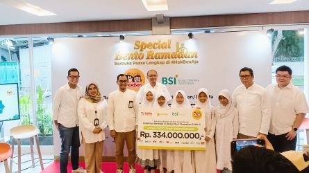 Hokben berkolaborasi dengan Bank Syariah Indonesia (BSI) dalam program Indahnya Berbagi di Bulan Suci Ramadan. (tangselpos.is/lim)