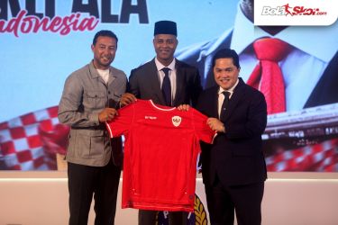 Pelatih Timnas Indonesia, Patrick Kluivert bersama Ketum PSSI Erick Thohir dan asisten pelatih Timnas Indonesia, Denny Landzaat. Foto : Ist