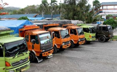 Antria truk di Pelabuhan Merak. Foto : Ist