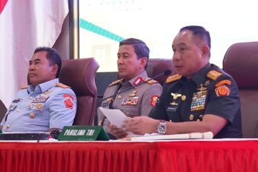 Panglima TNI Jenderal Agus Subiyanto saat acara penutupan Pendidikan Reguler (Dikreg) LIII Sekolah Staf dan Komando (Sesko) TNI Tahun Anggaran 2025 di Gedung Serasan, Sesko TNI, Bandung. Foto : Ist