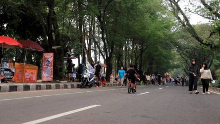 Suasana kegiatan Car Free Day (CFD) yang berlangsung di Kota Tangerang.