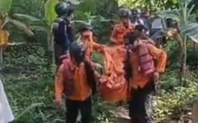 Jenazah balita ditemukan dialiran Kali Ciliwung, Bojonggede. Foto : Ist
