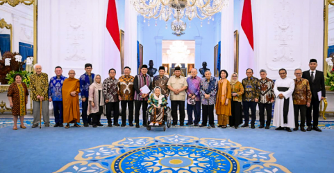 Pertemuan 16 Tokoh dengan Presiden Prabowo. Foto : Ist