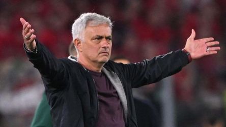Mantan pelatih Fenerbahce Jose Mourinho. Foto : Ist