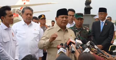 Presiden Prabowo saat konferensi pers di Bandara Halim setiba lawatan dari 4 negara. Foto : Ist